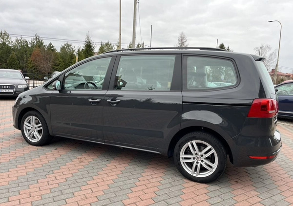 Volkswagen Sharan cena 45900 przebieg: 260940, rok produkcji 2011 z Suwałki małe 667